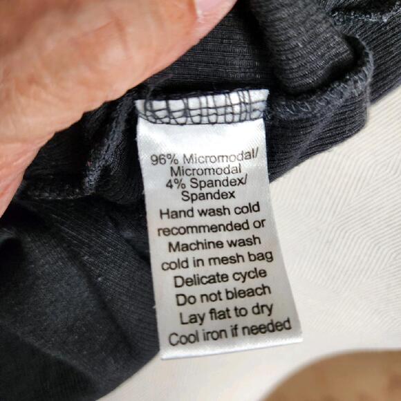 ATM Anthony Thomas Melillo Modal Rib Wrestler Tank Black Women's Medium FLAW - Picture 9 of 12